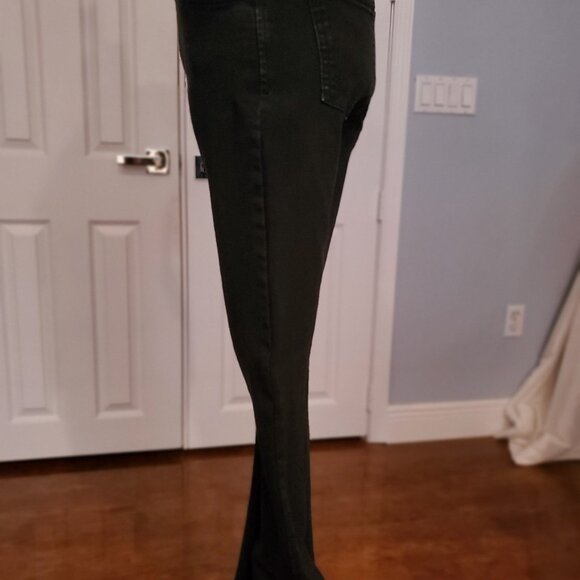 INC Bootleg Jeans Curvy Fit   Sz 0=Sz 4 - Picture 6 of 15